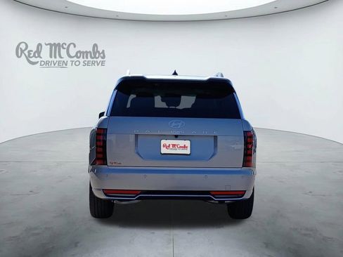 New 2026 Hyundai Palisade Calligraphy FWD image 4