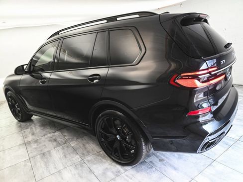 Used 2023 BMW X7 M60i w/ Executive Package AWD/4WD image 4