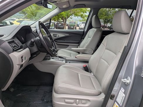 Used 2021 Honda Pilot Special Edition image 13