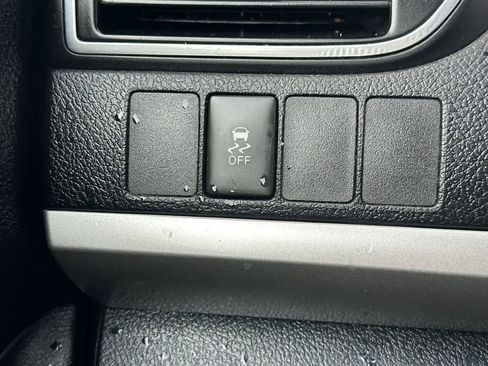 Used 2016 Toyota Camry SE image 35