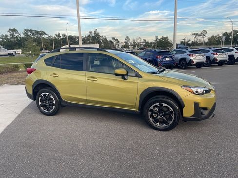 Certified 2023 Subaru Crosstrek 2.0i Premium image 4