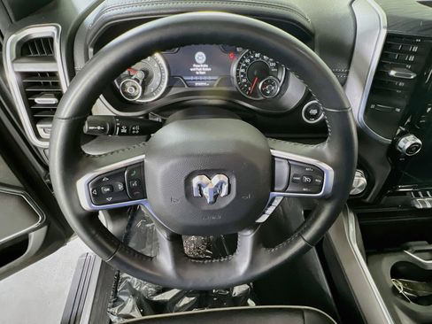 Used 2023 RAM 1500 Laramie AWD/4WD image 11