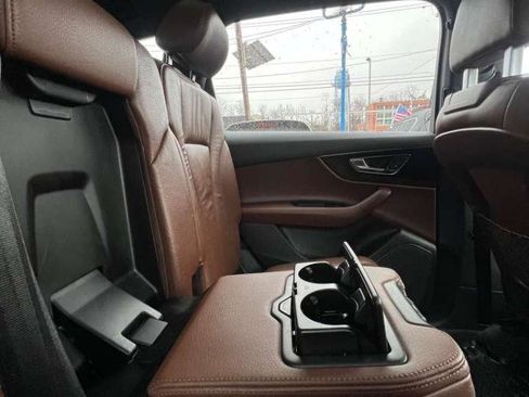 Used 2017 Audi Q7 3.0T Premium Plus w/ Premium Plus Package image 46