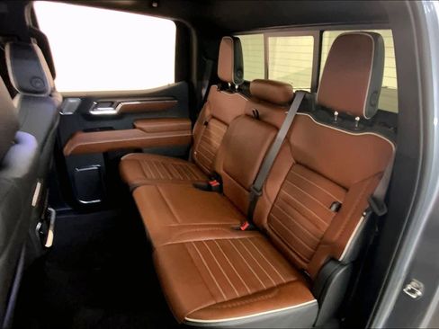 Used 2024 GMC Sierra 1500 Denali Ultimate image 21