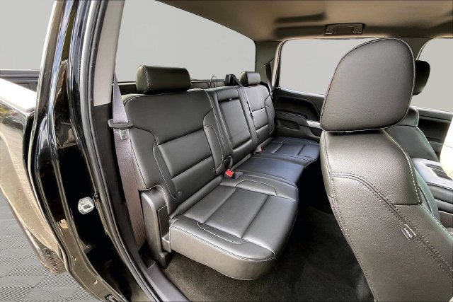 Used 2017 Chevrolet Silverado 1500 LT w/ All Star Edition AWD/4WD image 17