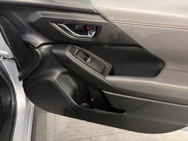 Used 2024 Subaru Crosstrek 2.5i Limited AWD/4WD image 13