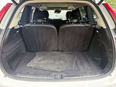 Used 2019 Volvo XC90 T6 Momentum AWD/4WD image 18