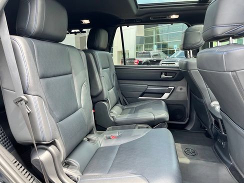 Used 2023 Toyota Sequoia Platinum AWD/4WD image 8
