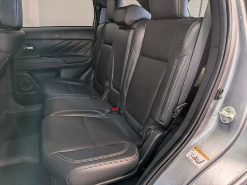 Used 2020 Mitsubishi Outlander SEL image 10