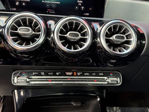 Used 2021 Mercedes-Benz CLA 250 4MATIC w/ Premium Package image 22