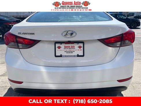 Used 2014 Hyundai Elantra SE FWD image 27