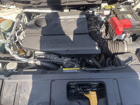 Used 2023 Nissan Rogue SV AWD/4WD image 10