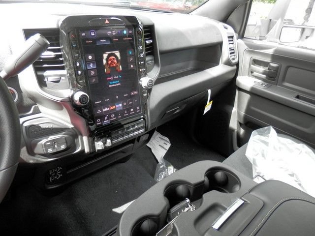 New 2026 RAM 2500 Tradesman AWD/4WD image 21