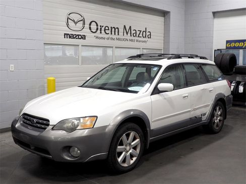 Used 2005 Subaru Outback 2.5i Limited image 1