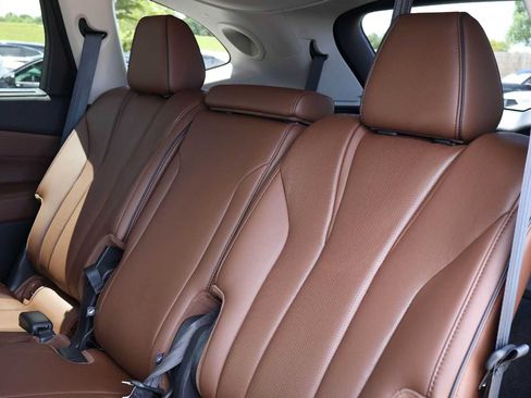 Used 2023 Acura MDX SH-AWD w/ Advance Package image 13