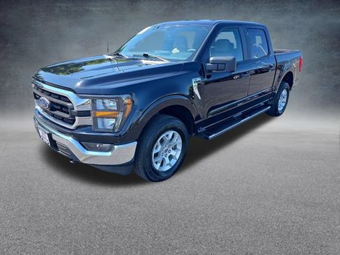 Used 2023 Ford F150 XLT AWD/4WD image 3