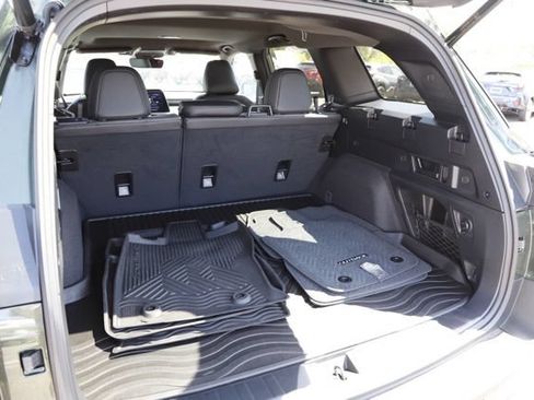 Used 2026 Subaru Outback Premium AWD/4WD image 5