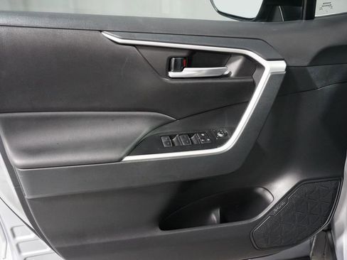 Certified 2023 Toyota RAV4 XLE image 30