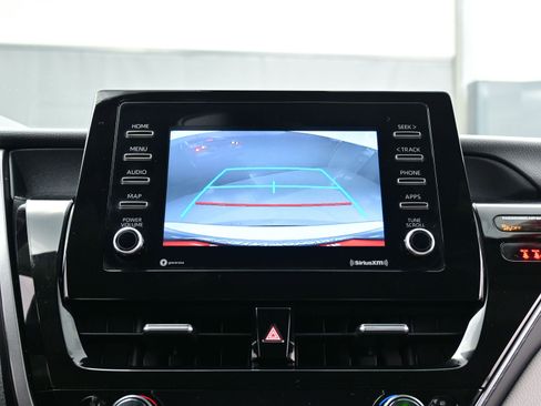 Used 2023 Toyota Camry LE image 19