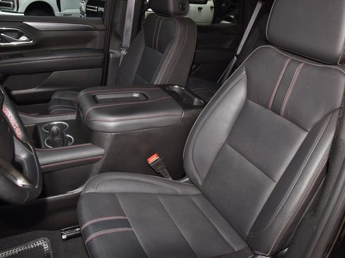 Used 2024 Chevrolet Tahoe RST w/ Luxury Package RWD image 33