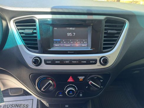 Used 2021 Hyundai Accent SE FWD image 23