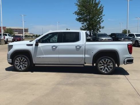 New 2026 GMC Sierra 1500 Denali w/ Denali Reserve Package AWD/4WD image 6