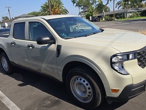 Used 2025 Ford Maverick XL FWD image 2