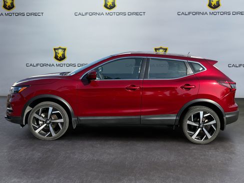 Used 2022 Nissan Rogue Sport SL AWD/4WD image 2