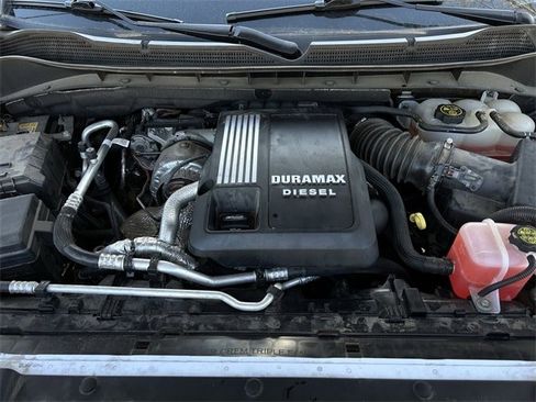 Used 2023 Chevrolet Silverado 1500 LT Trail Boss image 35