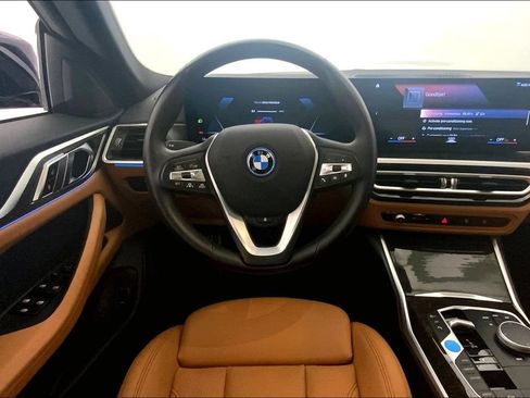 Certified 2023 BMW i4 eDrive35 RWD image 4