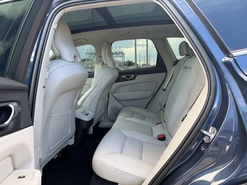 Used 2023 Volvo XC60 B5 Plus w/ Protection Package Premier AWD/4WD image 11