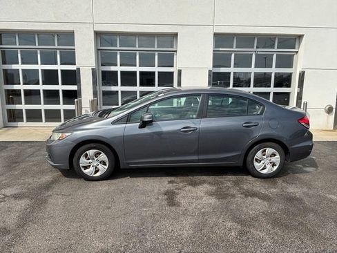 Used 2013 Honda Civic LX image 3