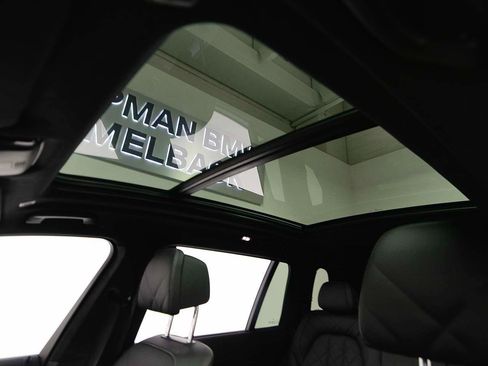 Used 2023 BMW X7 xDrive40i w/ M Sport Package image 7