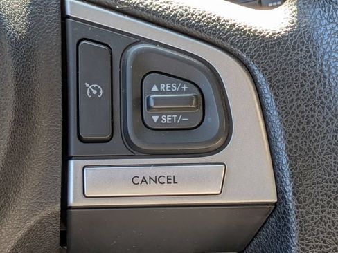Used 2017 Subaru Forester 2.5i Premium AWD/4WD image 20