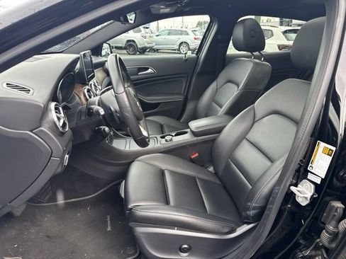 Used 2016 Mercedes-Benz GLA 250 4MATIC image 13