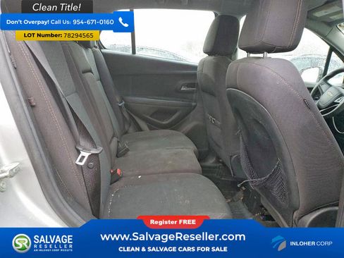 Used 2018 Chevrolet Trax LS image 5