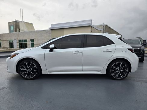 Used 2021 Toyota Corolla XSE image 2