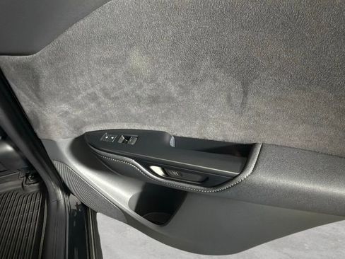 Used 2023 Lexus RZ 450e Premium w/ Accessory Package (Z1) image 33