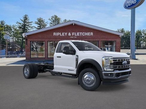 New 2025 Ford F550 4x4 Regular Cab Super Duty image 7