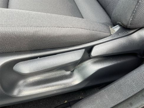 Used 2024 Toyota Corolla LE image 12