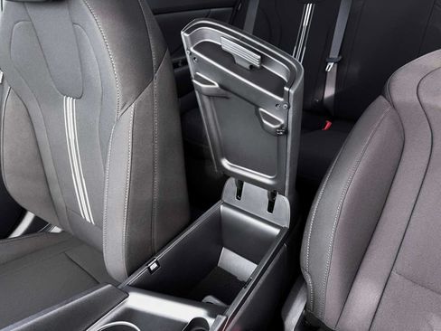New 2026 Hyundai Elantra SEL Sport FWD image 18