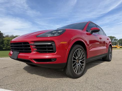 Used 2021 Porsche Cayenne AWD/4WD image 21