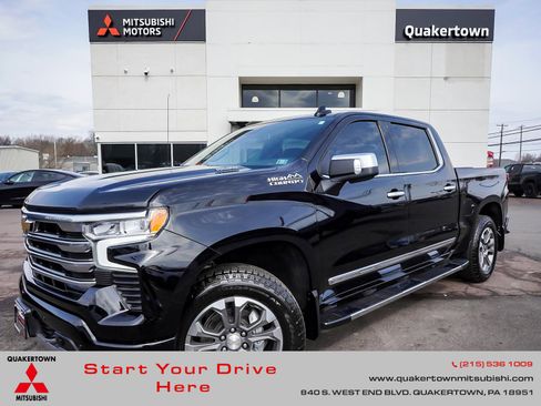 Used 2025 Chevrolet Silverado 1500 High Country w/ Z71 Off-Road Package AWD/4WD image 1