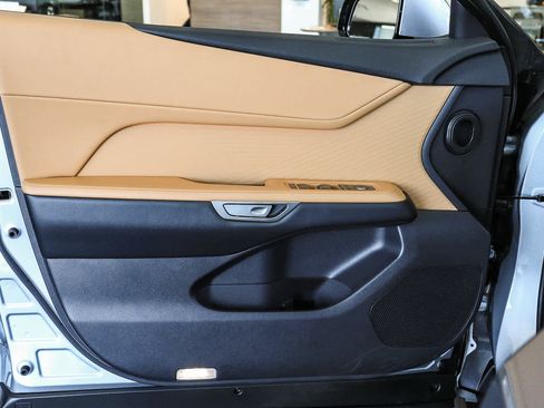 New 2026 Lexus ES 500e AWD/4WD image 20