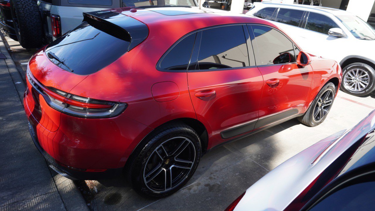 Used 2020 Porsche Macan AWD/4WD image 4