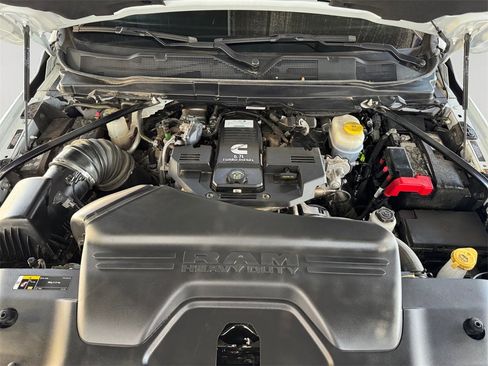 Used 2024 RAM 3500 Laramie w/ Night Edition image 9