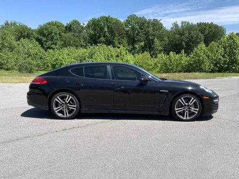 Used 2015 Porsche Panamera w/ Premium Package RWD image 8
