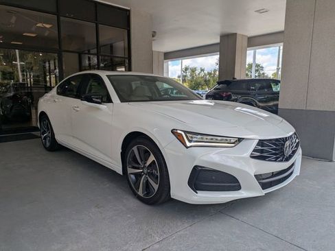 New 2025 Acura TLX w/ Technology Package image 2