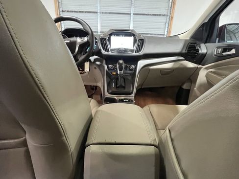 Used 2016 Ford Escape SE w/ SE Leather Comfort Package AWD/4WD image 7