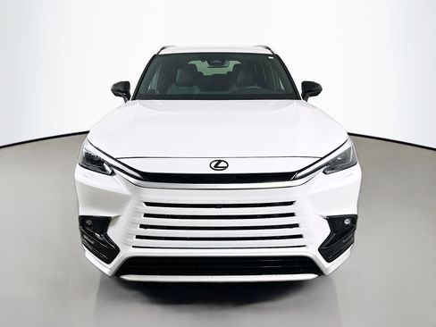 New 2026 Lexus TX 500h AWD w/ Technology Package image 2